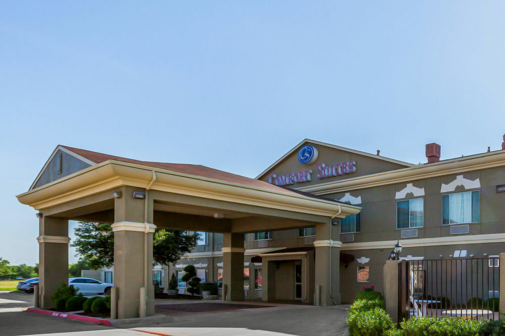 Surestay Plus Hotel By Best Western Мескит Экстерьер фото